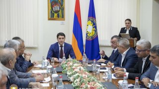 ՀՀ քննչական կոմիտեի 10-ամյակի շրջանակներում ՀՀ ՔԿ նախագահը հանդիպել է համակարգի վետերաններին և պարգևատրել նրանց, ինչպես նաև հիմնադրվել է ՀՀ ՔԿ պատմության թանգարան (լուսանկարներ)